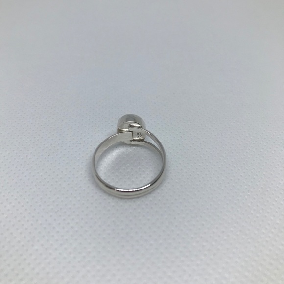 2.5Ct Moonstone Ring Handmade - Picture 5 of 5